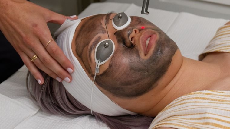 Peels Treatment in Lucknow